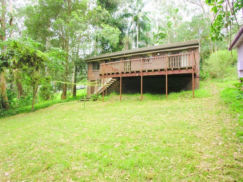 182 Copacabana Drive, Copacabana NSW 2251