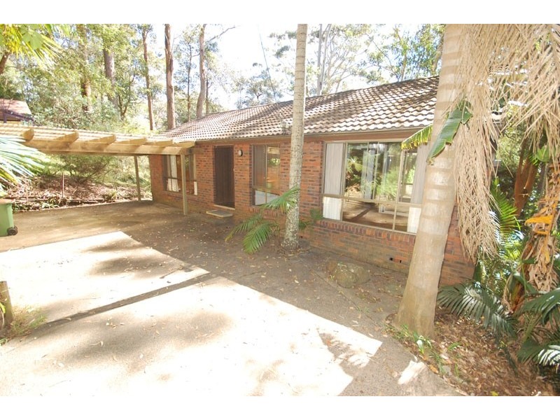 182 Copacabana Drive, Copacabana NSW 2251