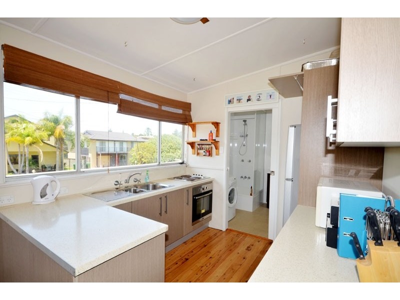 25 Ensenada Rd, Copacabana NSW 2251