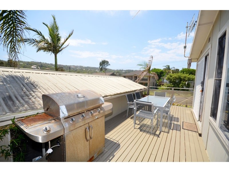 25 Ensenada Rd, Copacabana NSW 2251