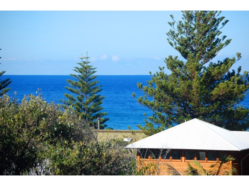 North Avoca NSW 2260