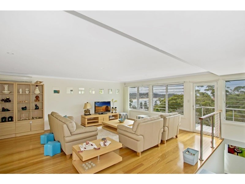 38 Fairscene Cr, Avoca Beach NSW 2251