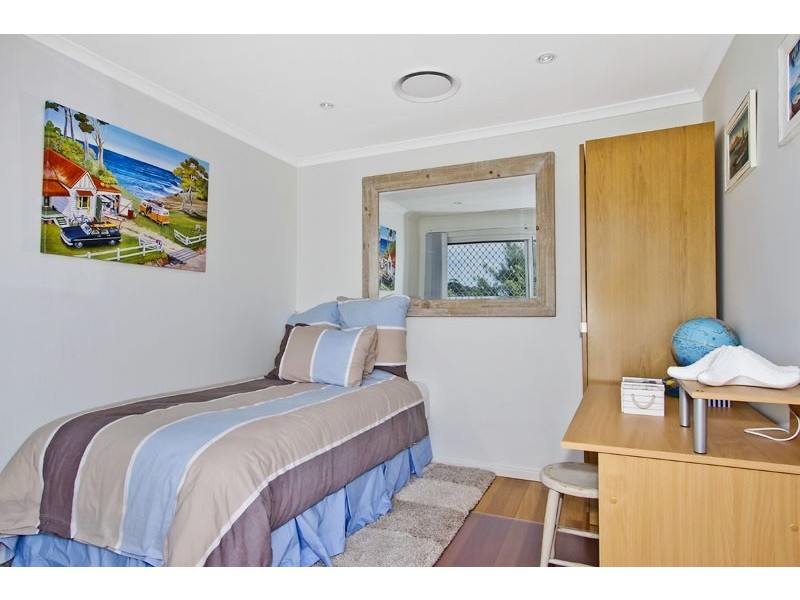 38 Fairscene Cr, Avoca Beach NSW 2251