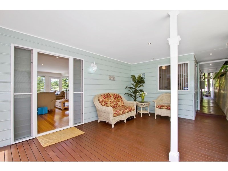 38 Fairscene Cr, Avoca Beach NSW 2251