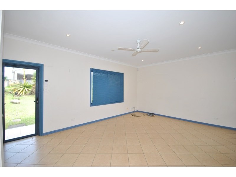 2/178 Del Monte Pl, Copacabana NSW 2251
