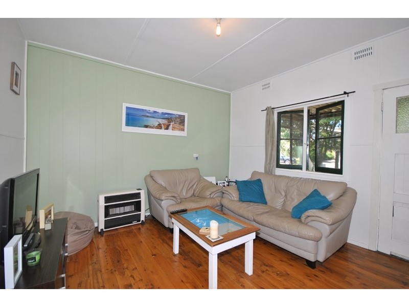 17 Karuah Avenue, Kincumber NSW 2251