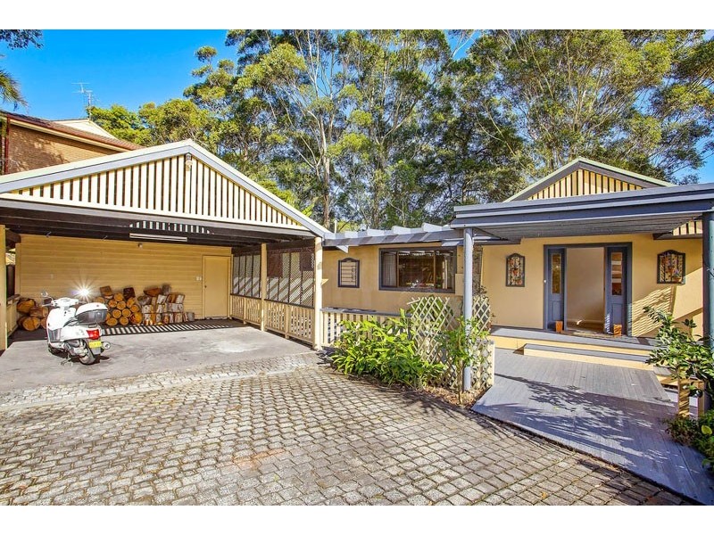 17  Baronga Road, Avoca Beach NSW 2251