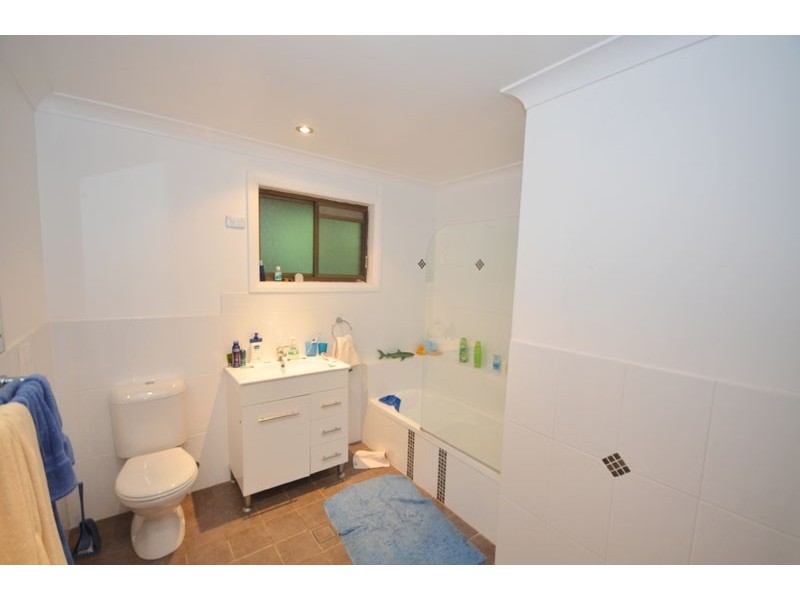 1 Clements Drive, Avoca Beach NSW 2251