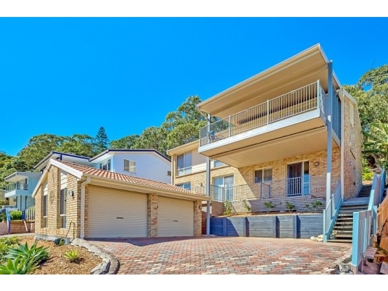 33 Oceano Street, Copacabana NSW 2251