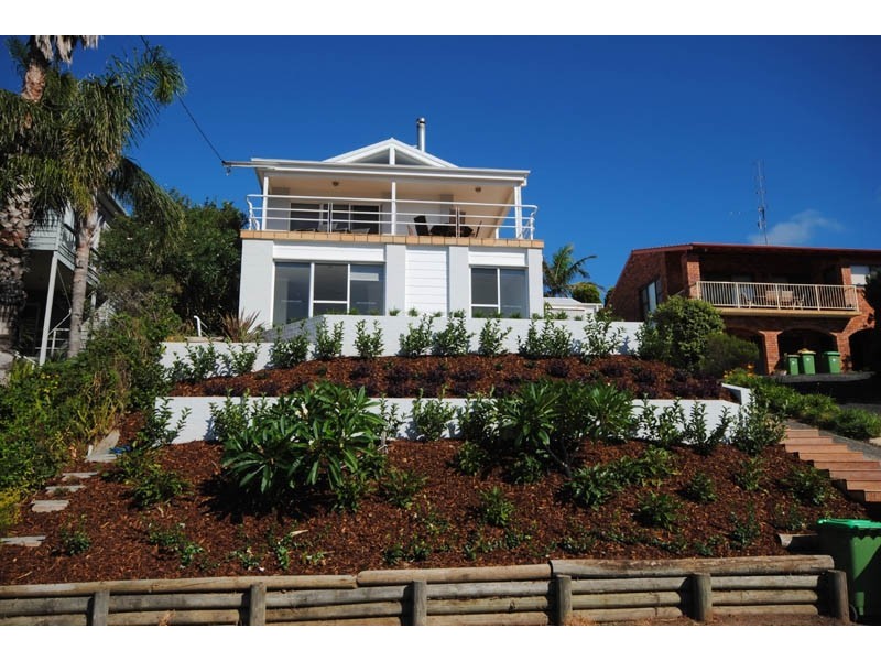 32 Helen Drive, Copacabana NSW 2251