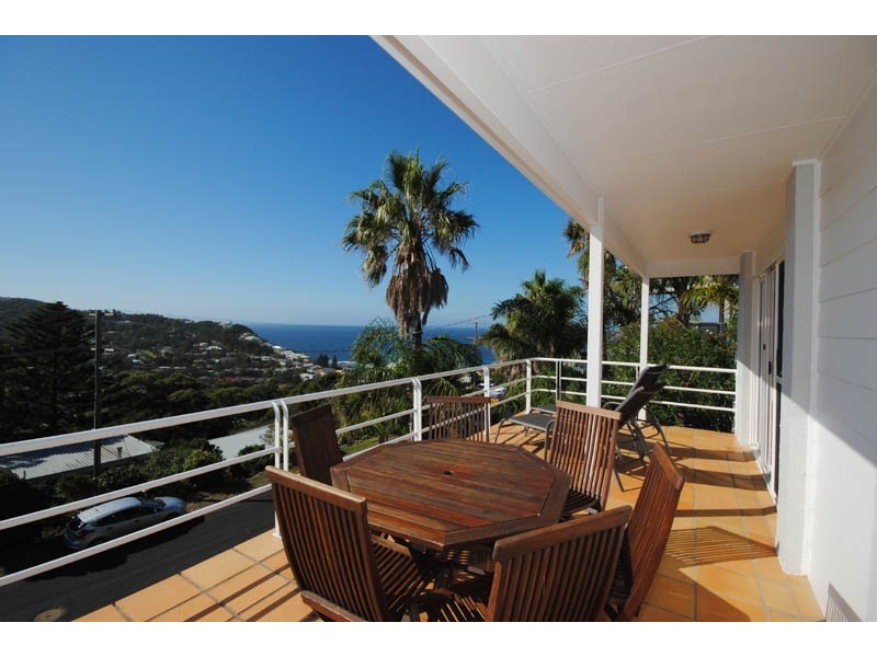 32 Helen Drive, Copacabana NSW 2251