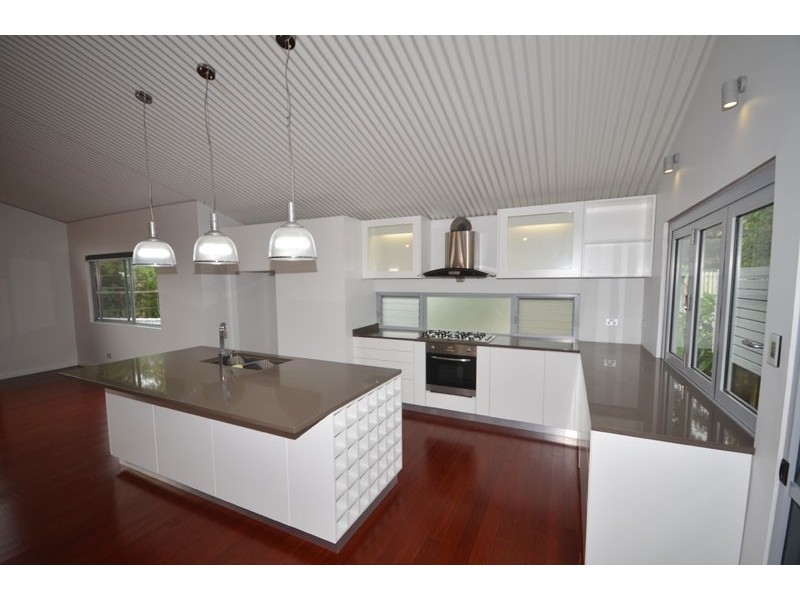 15  Walder Crescent, Avoca Beach NSW 2251