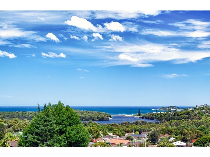 51 Coreen Dr, Wamberal NSW 2260