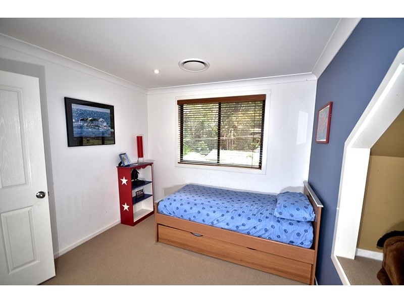 42  Surf Rider Avenue, North Avoca NSW 2260