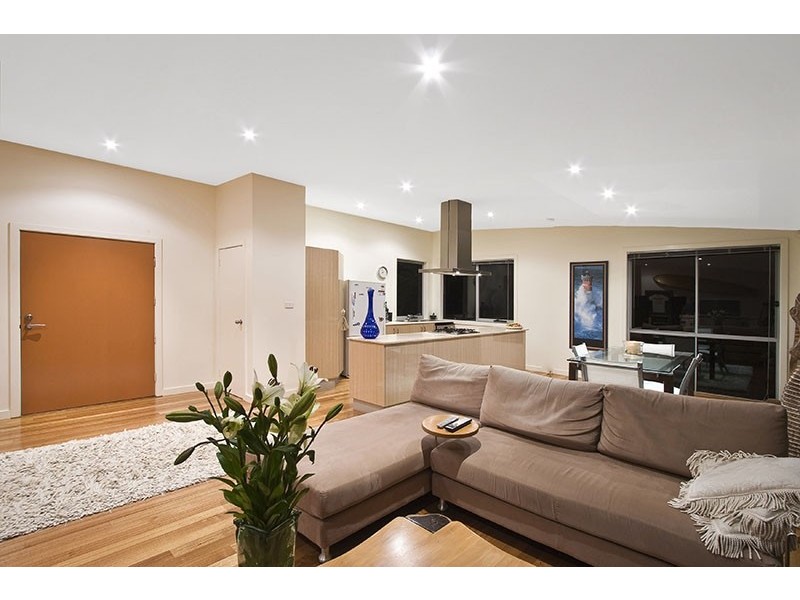 61 Surfrider Avenue, North Avoca NSW 2260