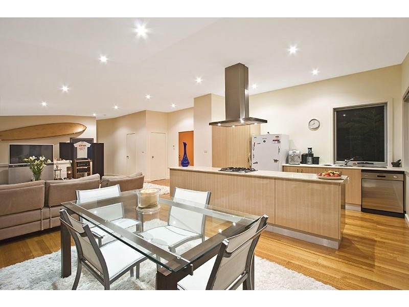 61 Surfrider Avenue, North Avoca NSW 2260