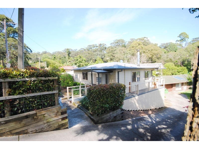 17 Reynolds Road, Avoca Beach NSW 2251