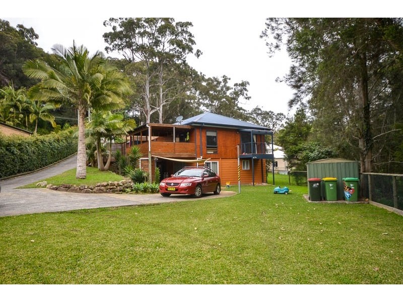 173  The Round Drive, Avoca Beach NSW 2251