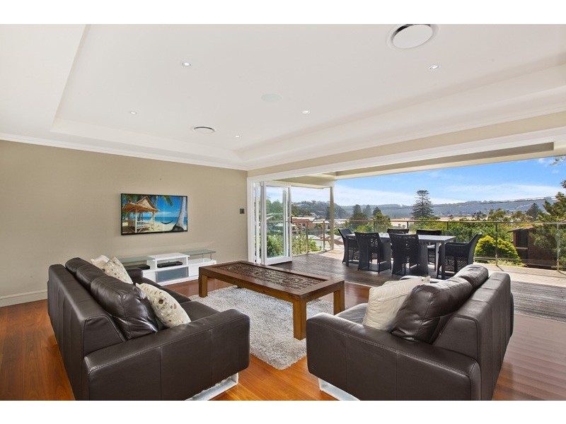 66a Avoca Drive, Avoca Beach NSW 2251