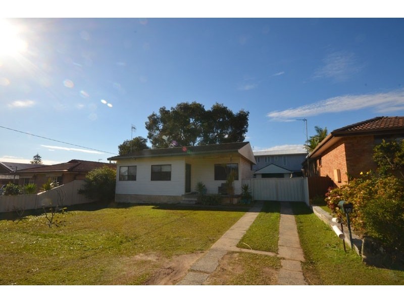 16  Bellevue Street, Shelly Beach NSW 2261