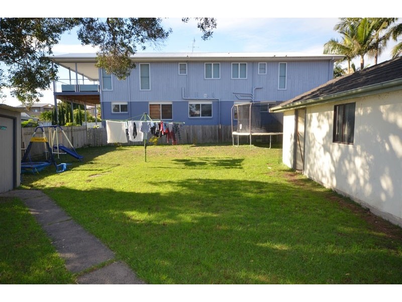 16  Bellevue Street, Shelly Beach NSW 2261