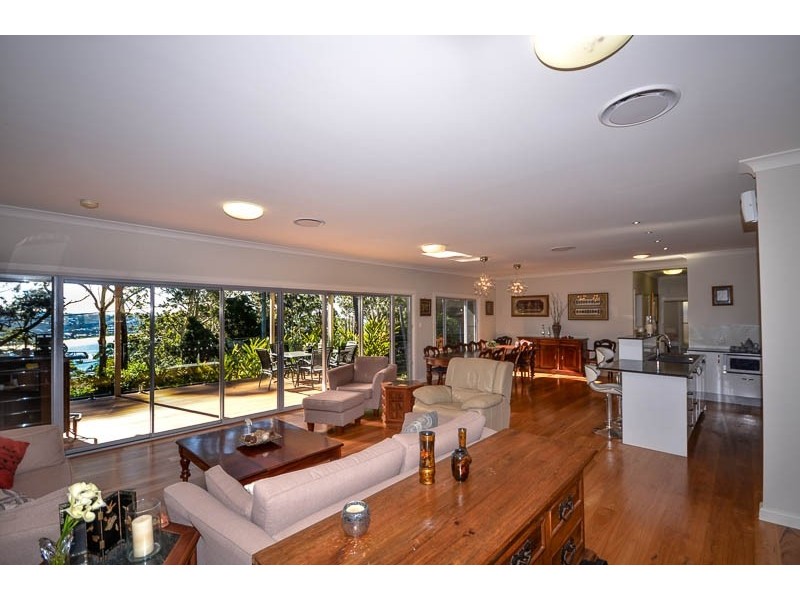 16 Endeavour Drive, Avoca Beach NSW 2251