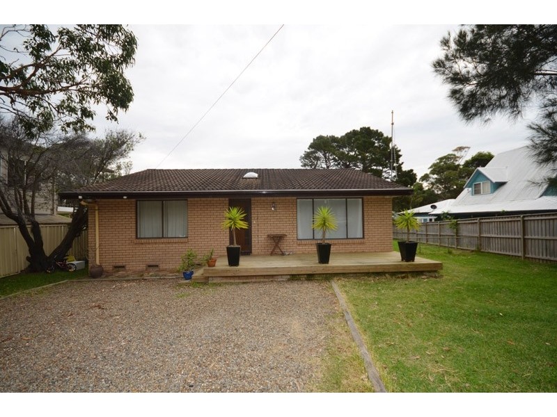 23 Segura Street, Copacabana NSW 2251