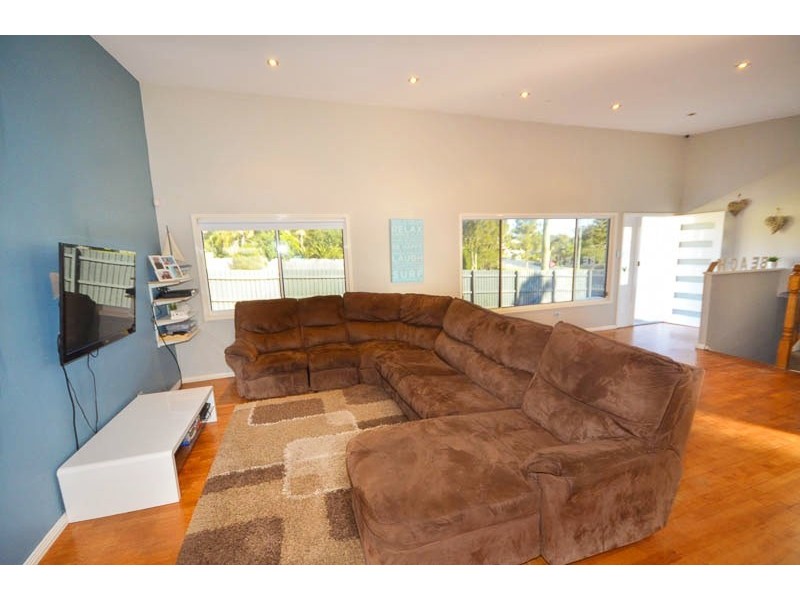 16 Segura St, Copacabana NSW 2251
