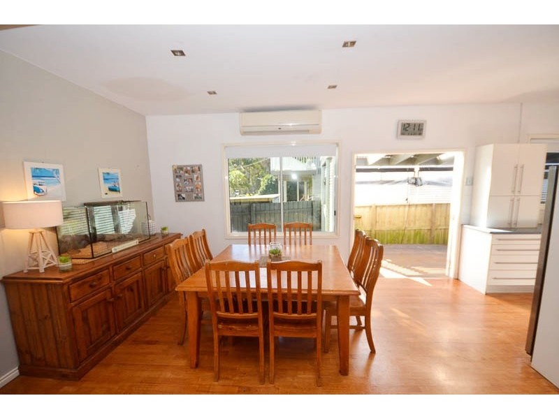 16 Segura St, Copacabana NSW 2251