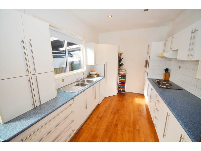 16 Segura St, Copacabana NSW 2251