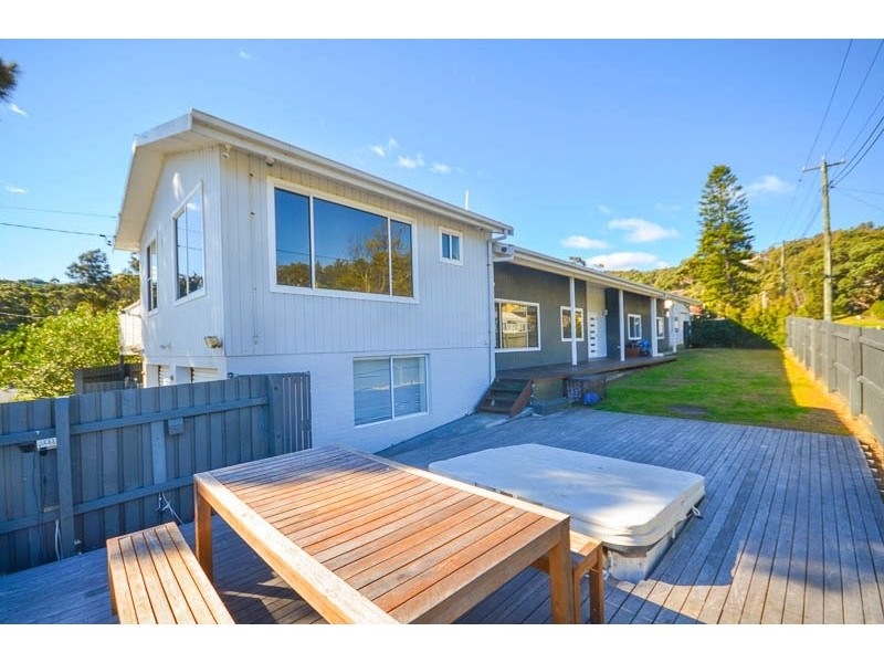 16 Segura St, Copacabana NSW 2251