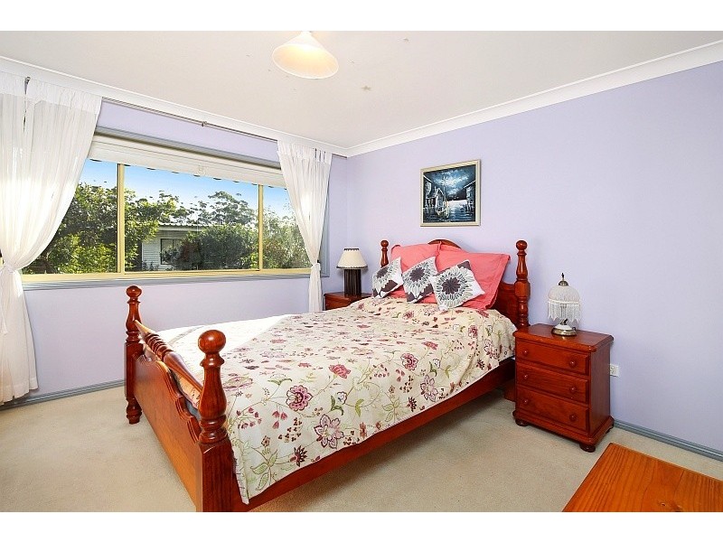 1b Hopkin Pl, Saratoga NSW 2251