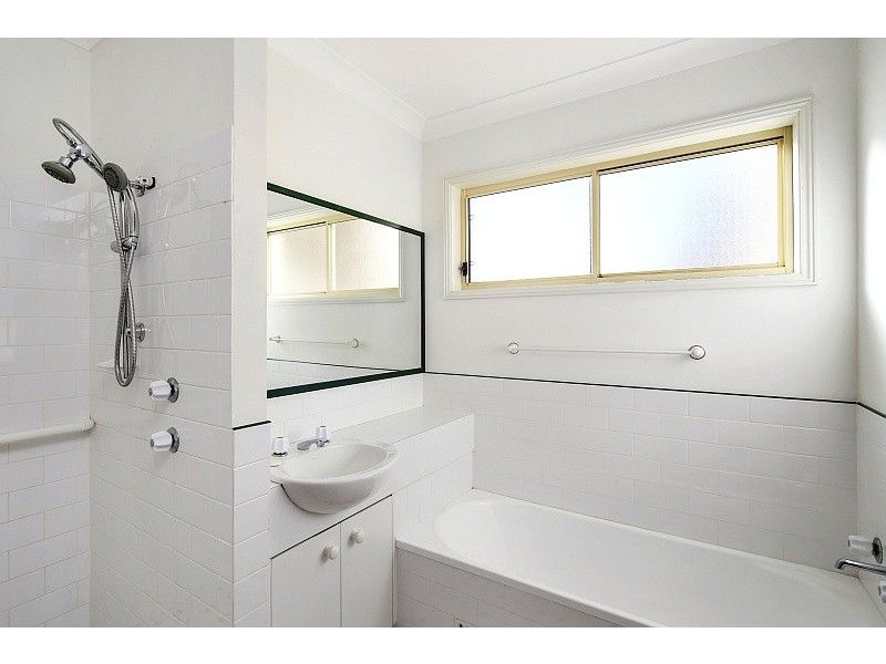 1b Hopkin Pl, Saratoga NSW 2251