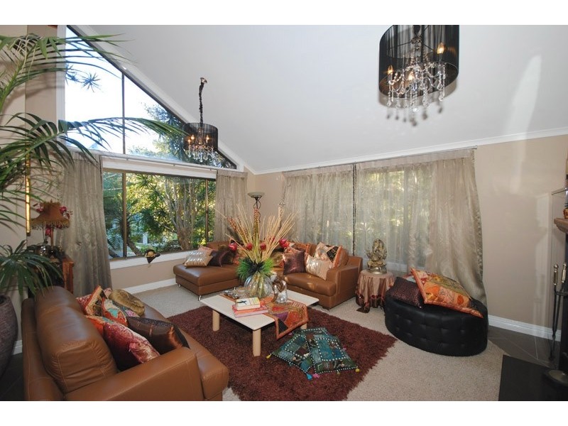 2 Country View Close, Picketts Valley NSW 2251