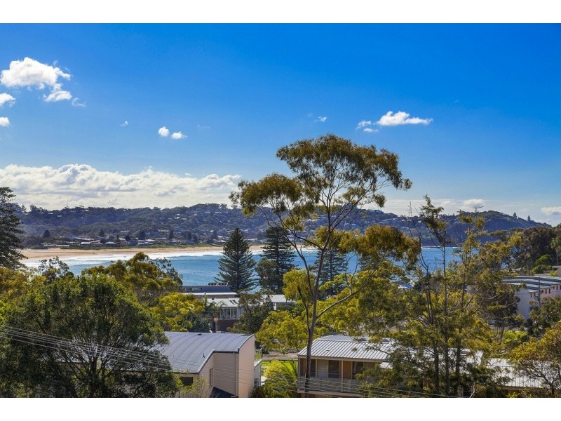 62 Avoca Dr, Avoca Beach NSW 2251