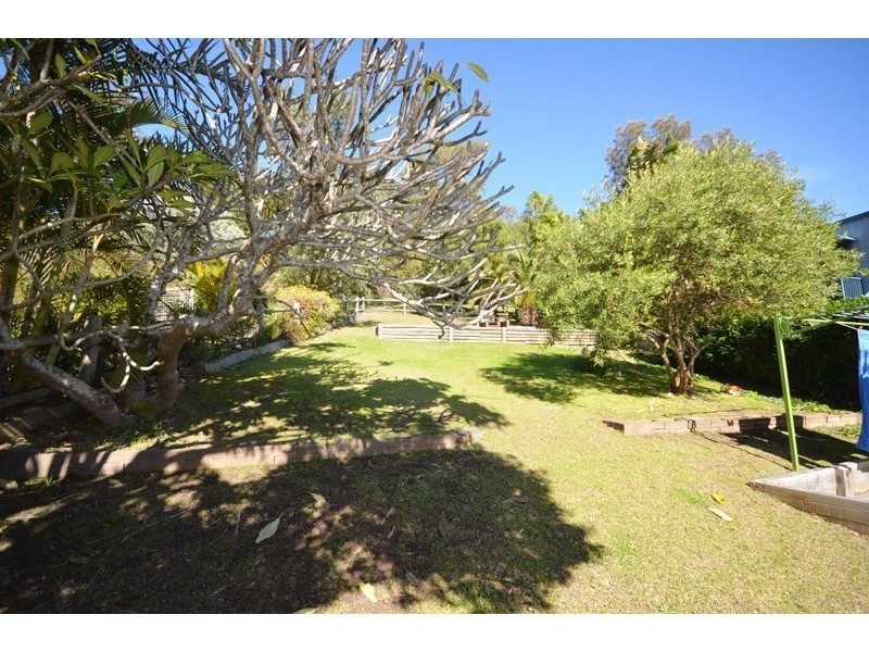 37 Ascot Ave, Avoca Beach NSW 2251