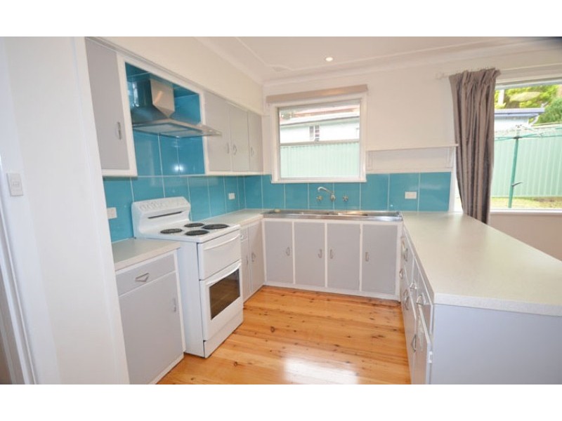 90  The Round Drive, Avoca Beach NSW 2251