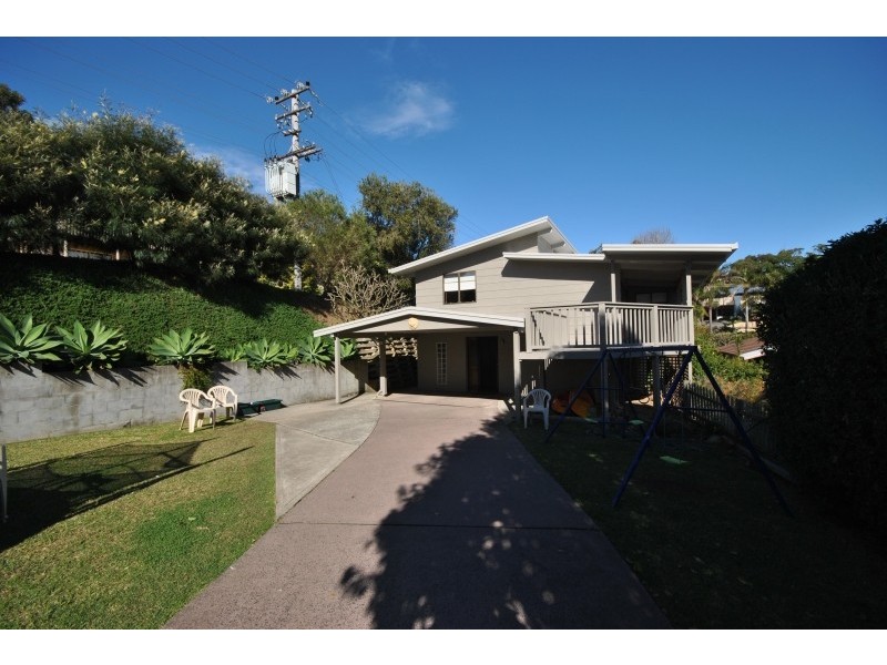 28 BRANGA AVENUE, Copacabana NSW 2251