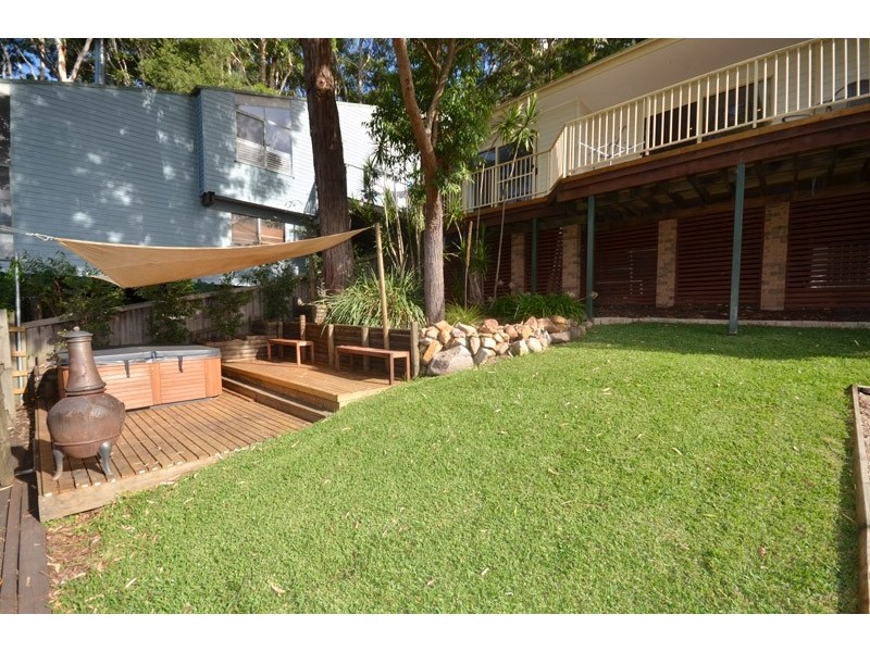 102 Ridgway Rd, Avoca Beach NSW 2251