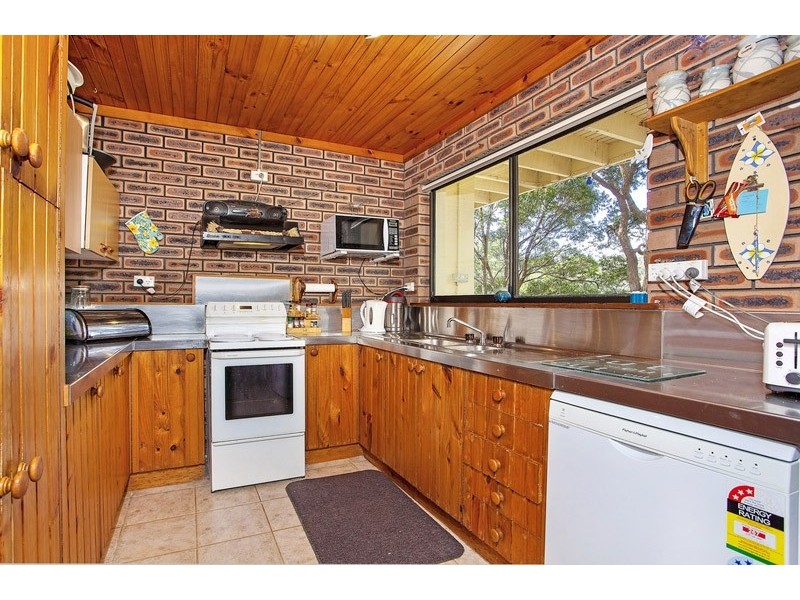 137 Del Mar Dr, Copacabana NSW 2251