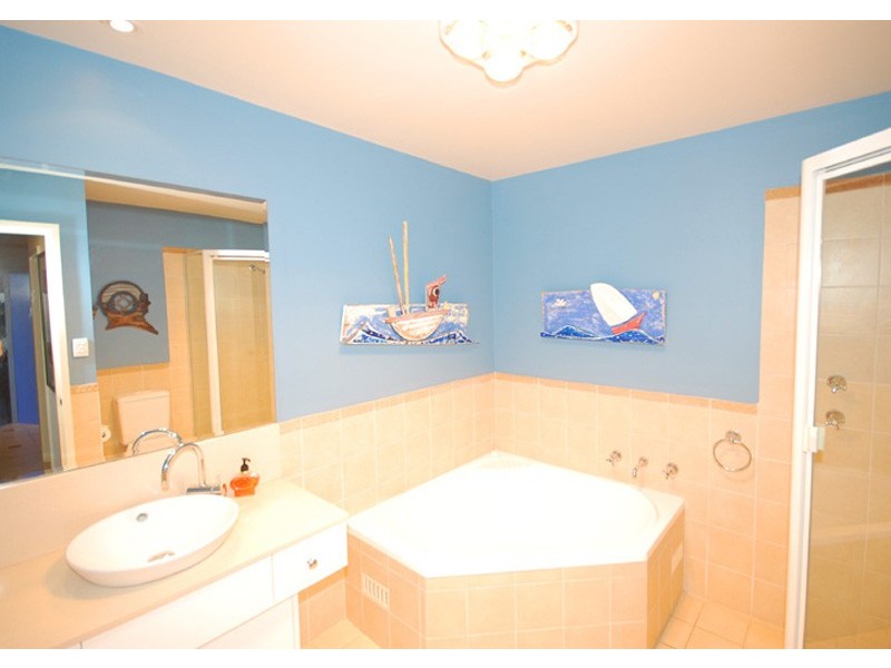 North Avoca NSW 2260