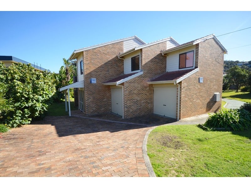 1/4 Del Mar Drive, Copacabana NSW 2251