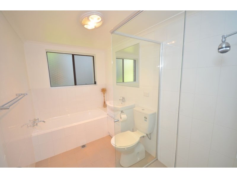 1/4 Del Mar Drive, Copacabana NSW 2251