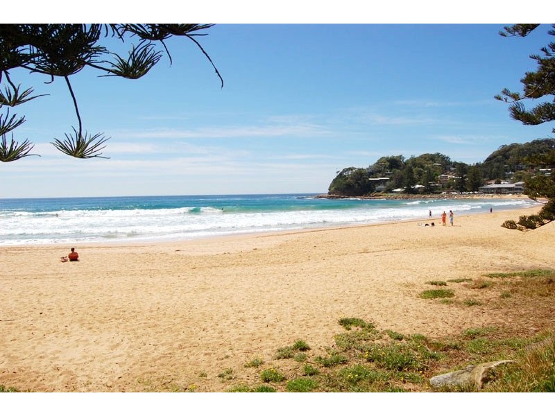 135 Avoca Drive, Avoca Beach NSW 2251