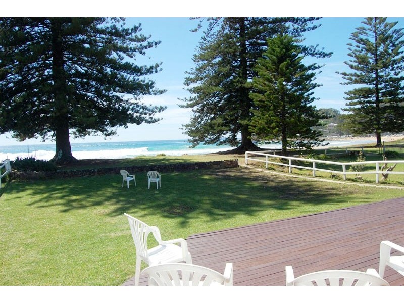 135 Avoca Drive, Avoca Beach NSW 2251