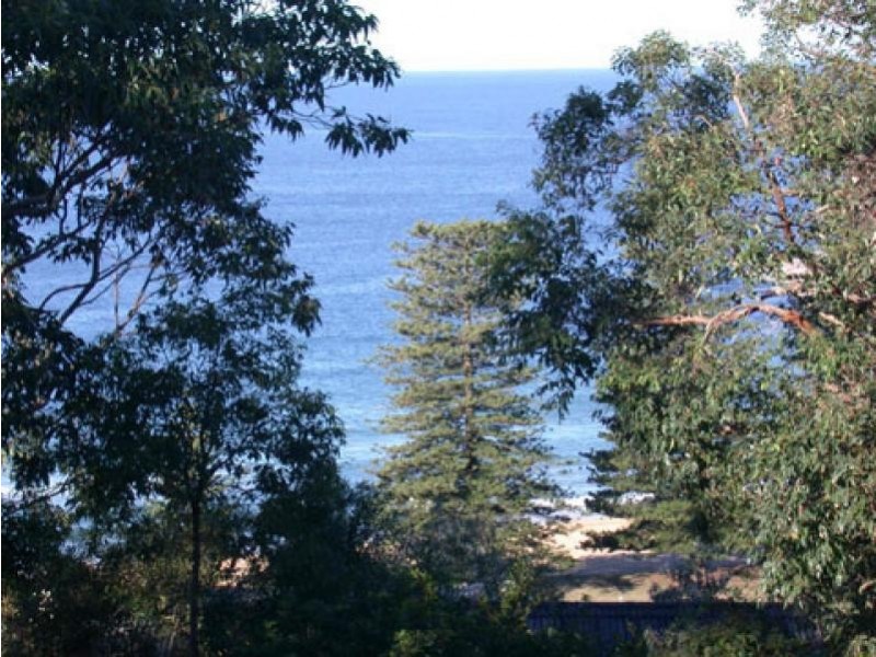 14 Warren Avenue, Avoca Beach NSW 2251