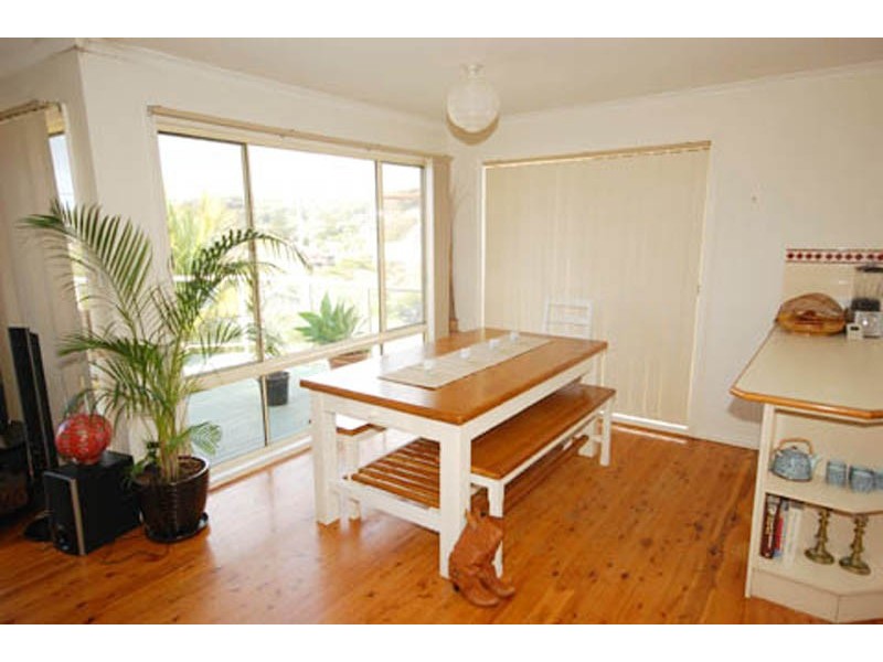 14 Warren Avenue, Avoca Beach NSW 2251