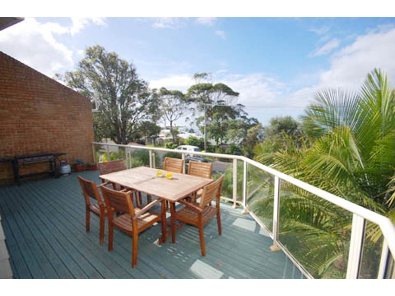 14 Warren Avenue, Avoca Beach NSW 2251