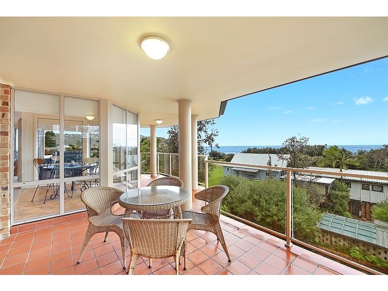 104 Copacabana Drive, Copacabana NSW 2251