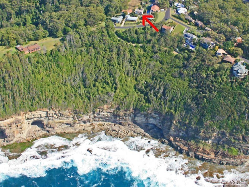 21a Endeavour Dr, Avoca Beach NSW 2251